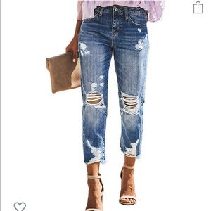 Distressed cropped boyfriend jeans